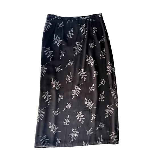 EMMA JAMES MAXI SKIRT, SIZE 12, BLACK FLORAL - Picture 2 of 3
